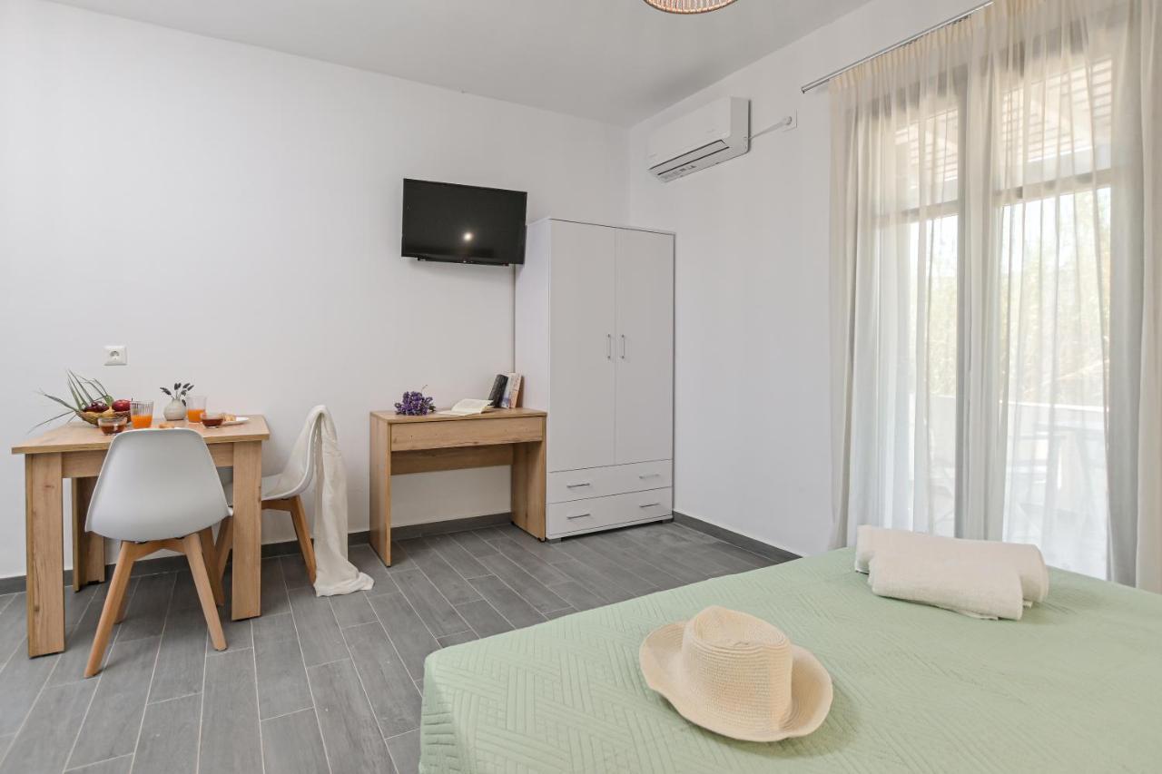 Vive Mare Plaka II Aparthotel Luaran gambar